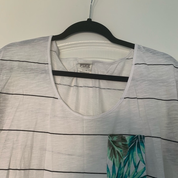 Victoria’s Secret PINK Pocket Tee - Picture 2 of 6